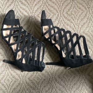 Black strappy sandals size 9